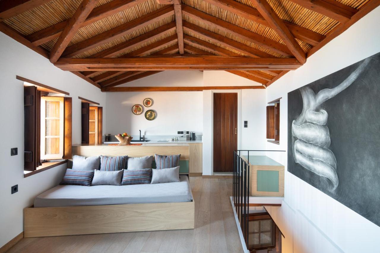 Kalnterimi Guesthouses Монемвазия Экстерьер фото